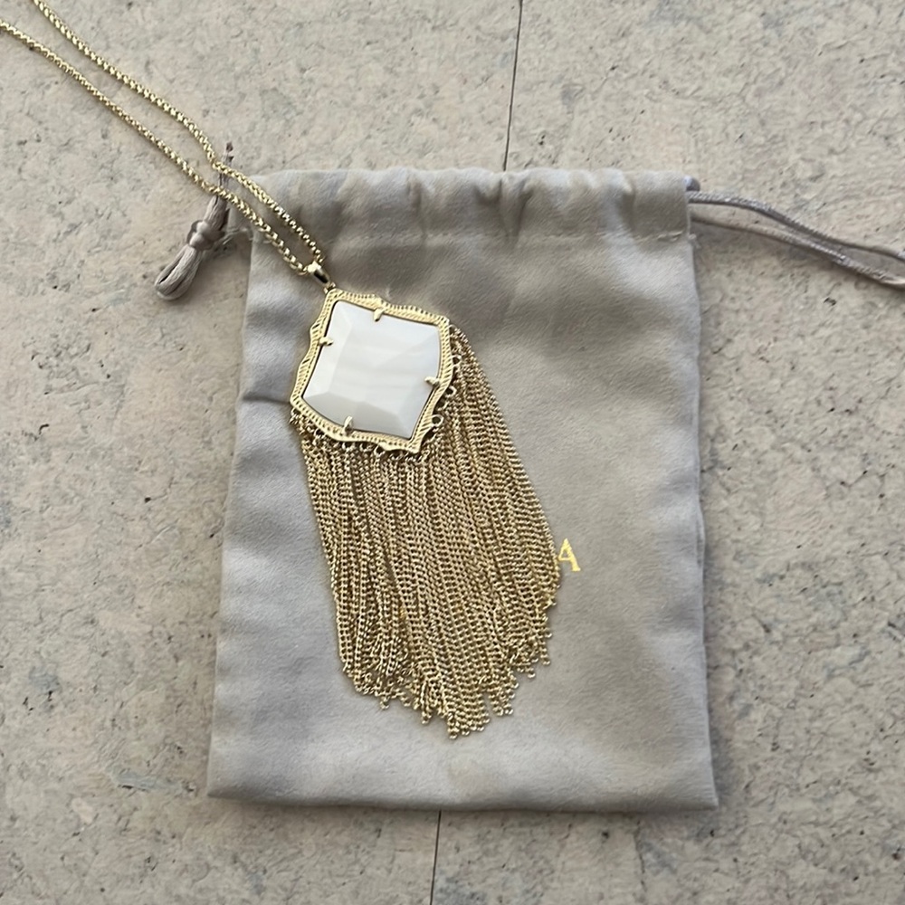 Kendra Scott Kingston necklace